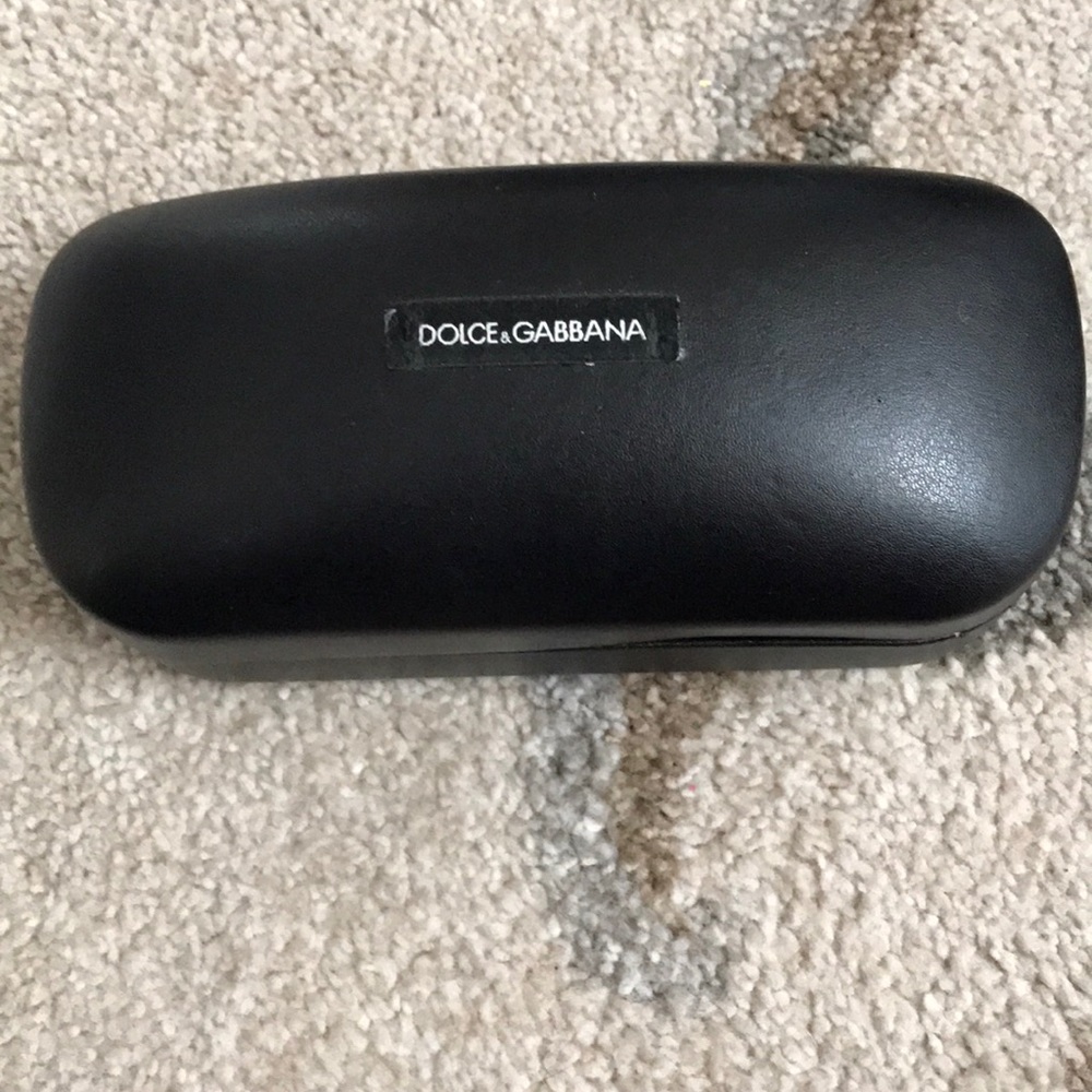 dolce and gabbana sunglass case